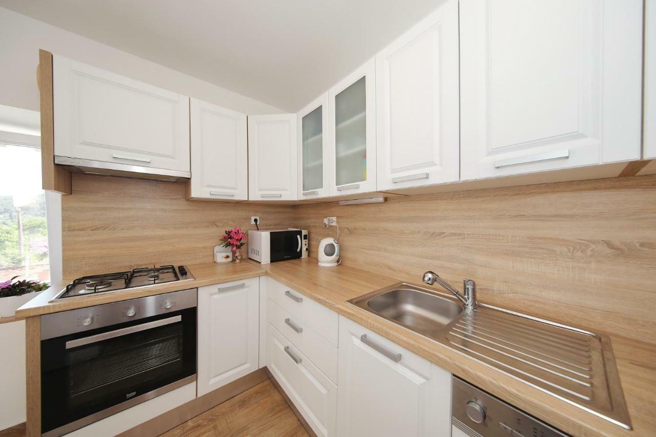 Holiday Home On Dugi Otok - Otok Brbinj Kültér fotó