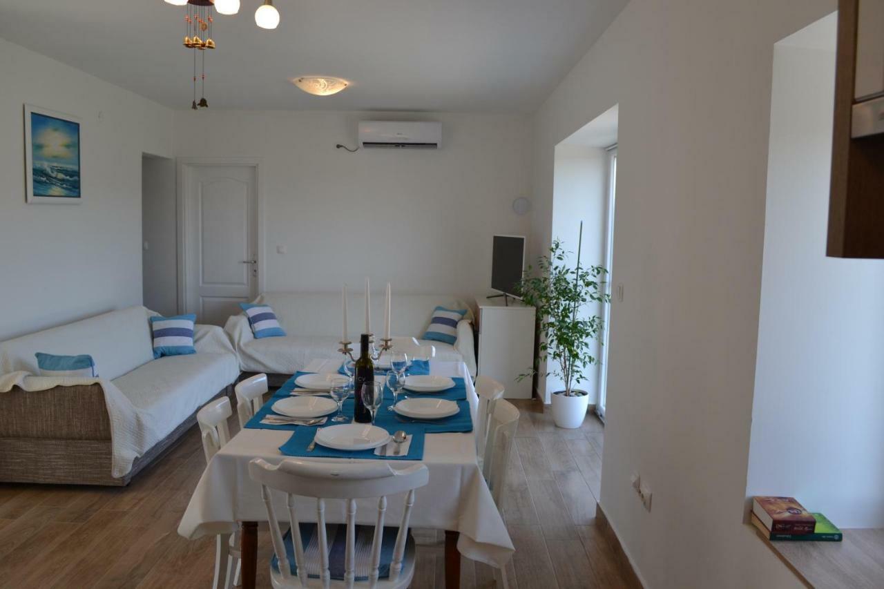 Holiday Home On Dugi Otok - Otok Brbinj Kültér fotó